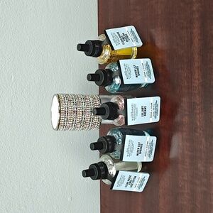 Bath & Body Works Shine & Sparkle Wallflowers Scent Control Plug + Wallflowers